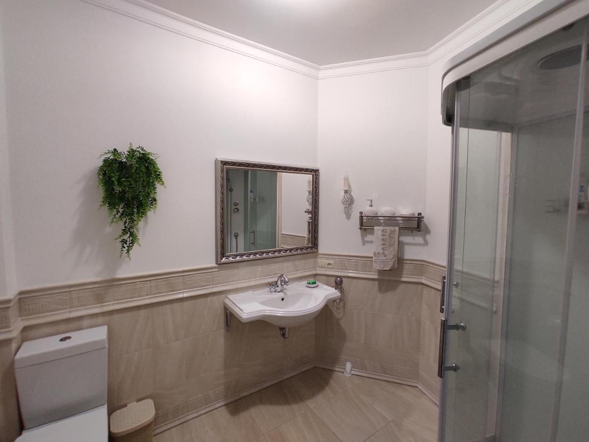 Apartment in the city center Gomel Exterior foto
